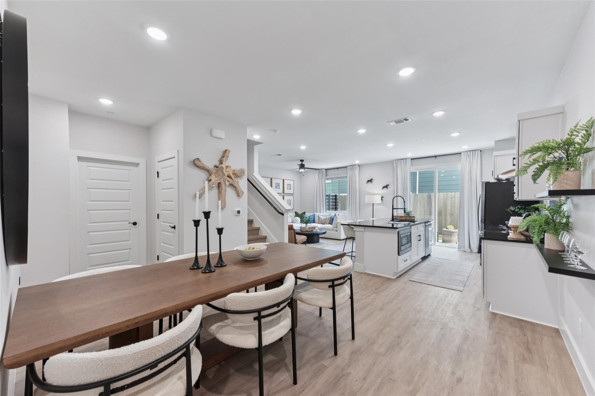 9304 Felix Sparke DR — photo 3