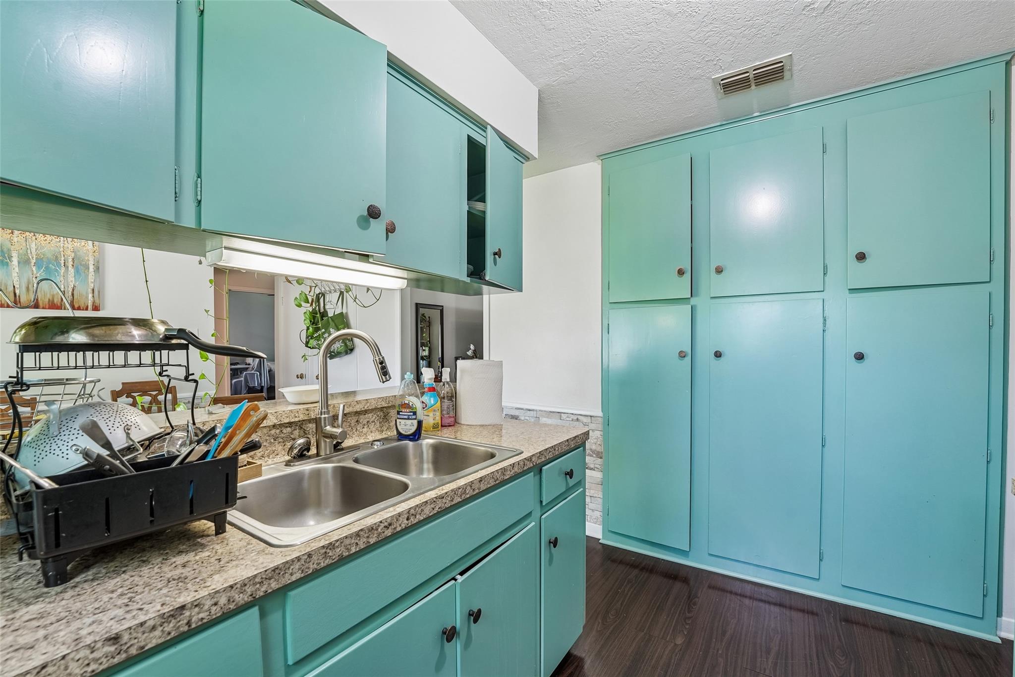 1106 Chesapeake DR — photo 5