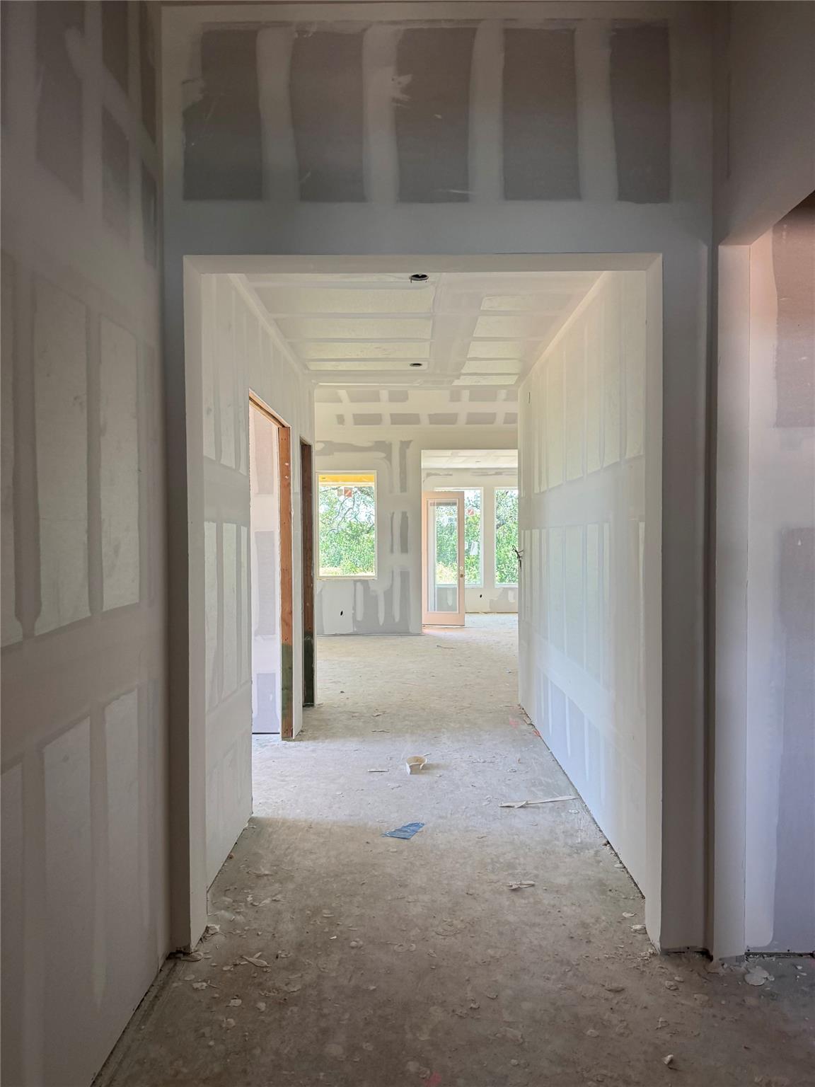 101 Firethorn RD — photo 3