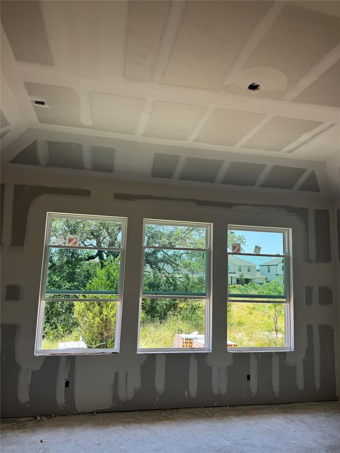 101 Firethorn RD — photo 5