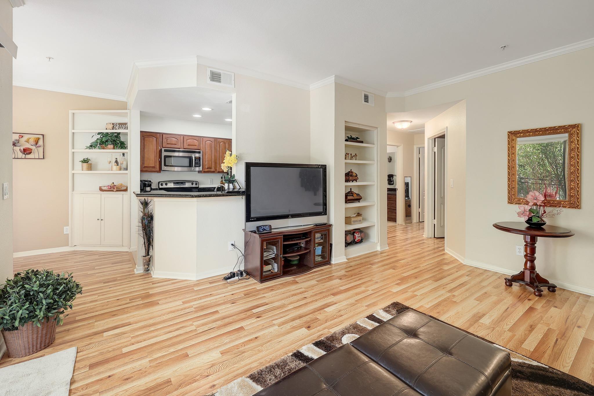 6000 Shepherd Mountain CV #807 — photo 4