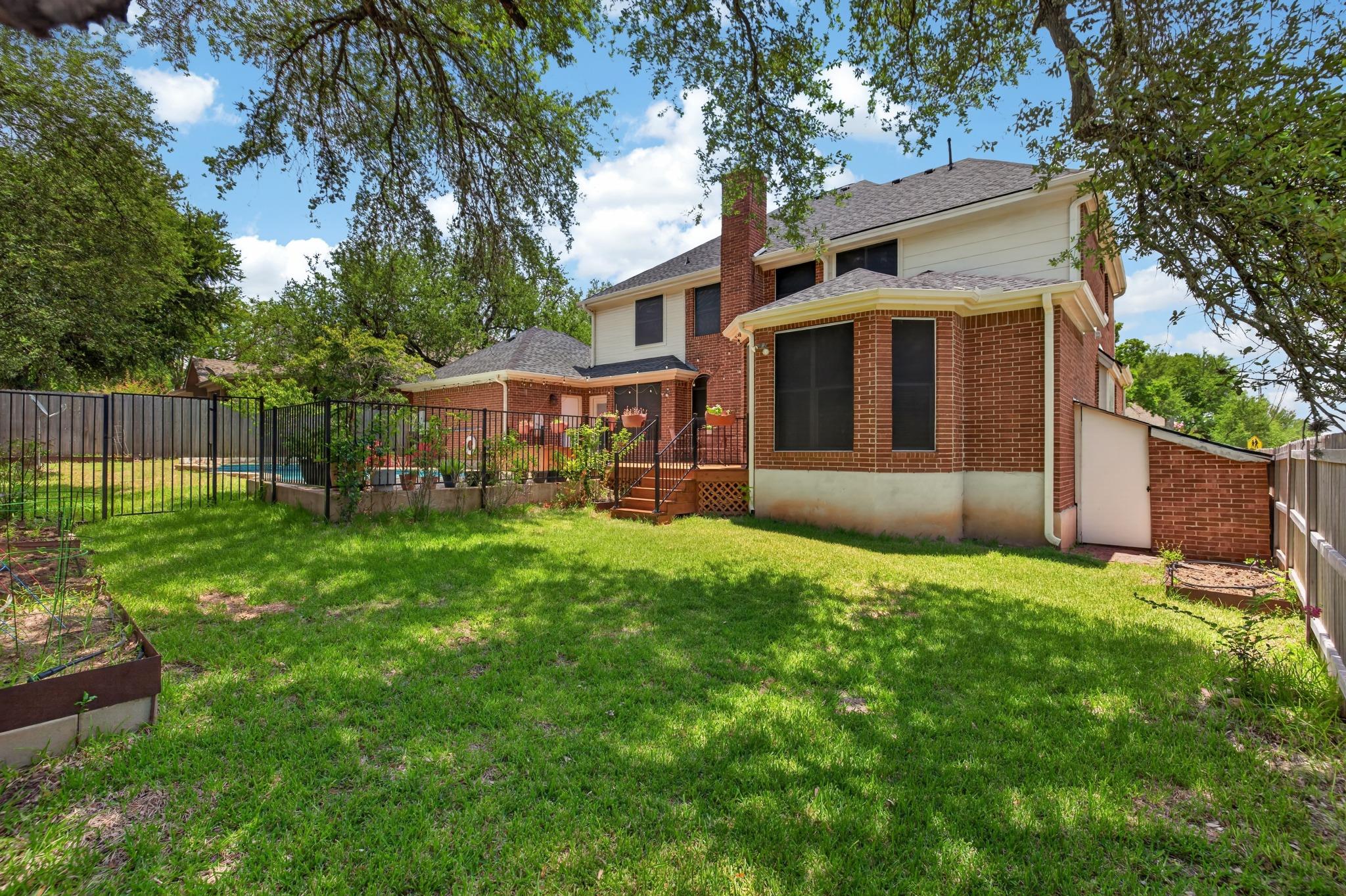 7804 Blue Lilly DR — photo 3
