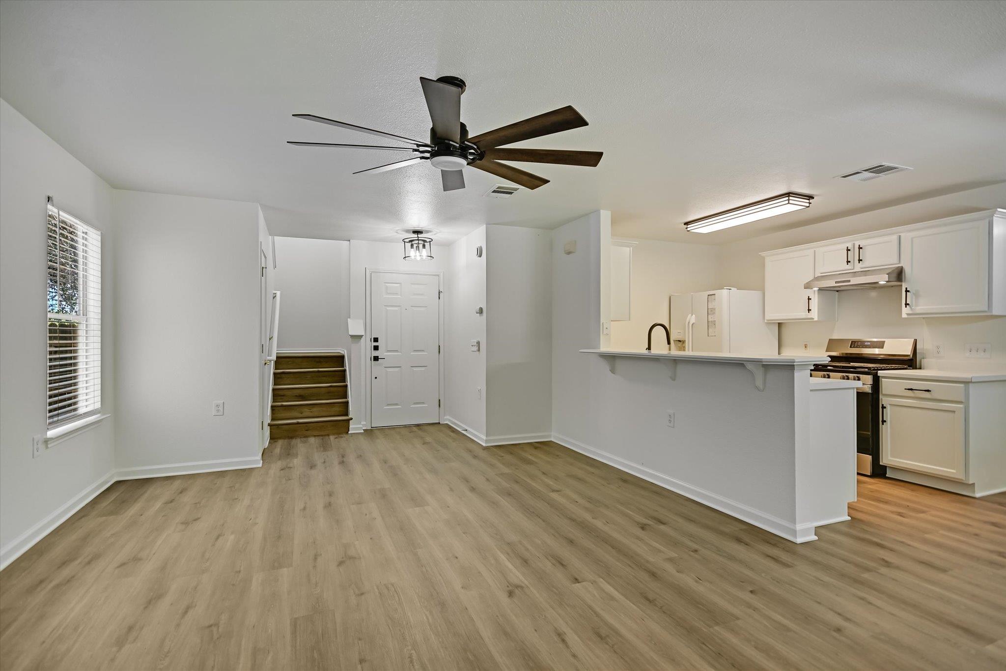 11504 Robert Wooding DR — photo 4