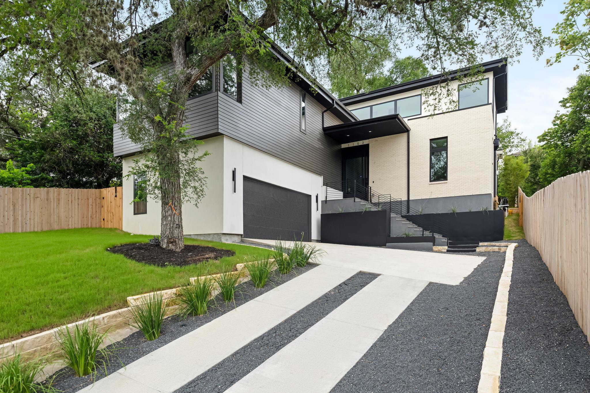1102 Summit ST — photo 4