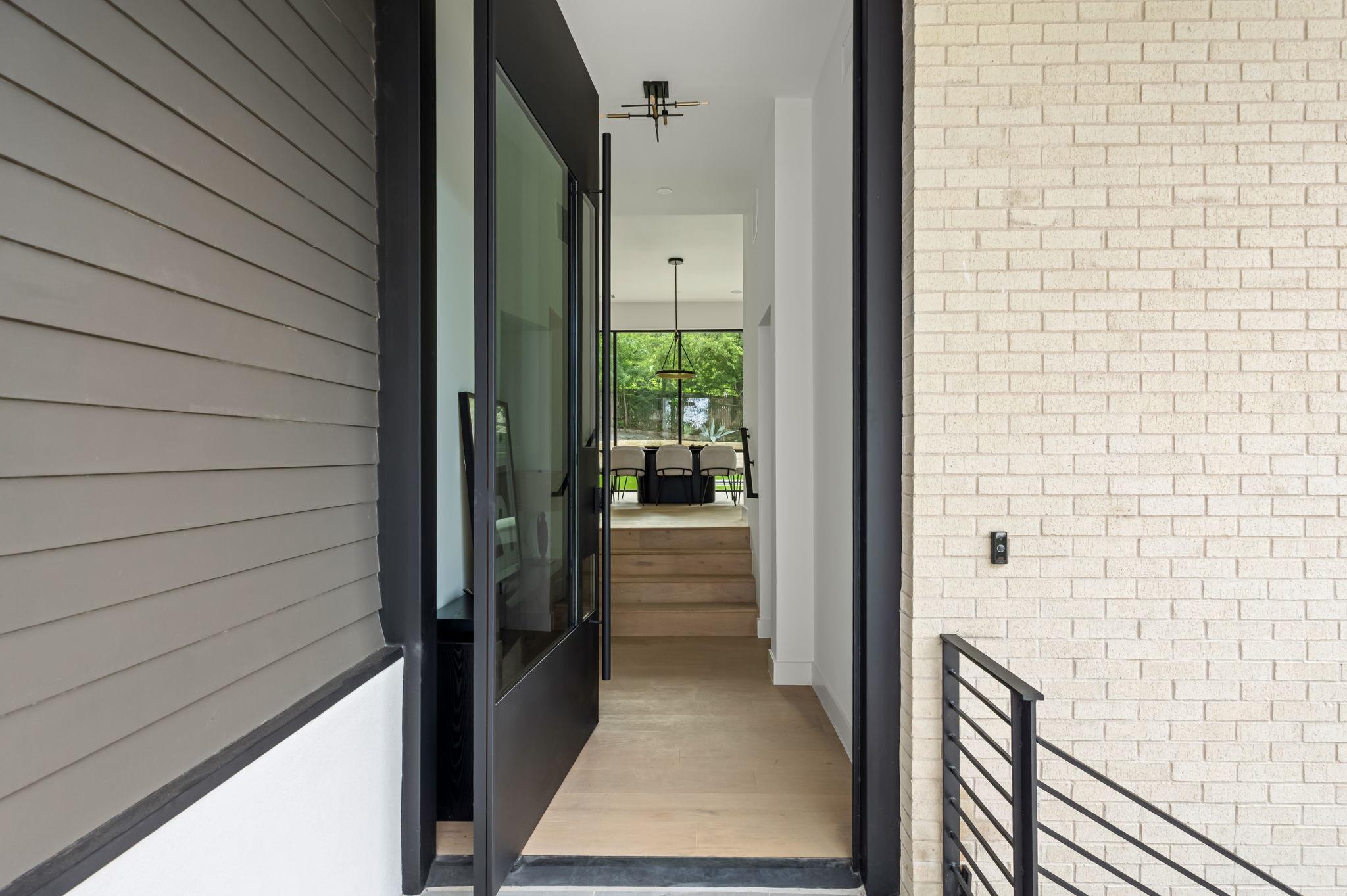 1102 Summit ST — photo 5