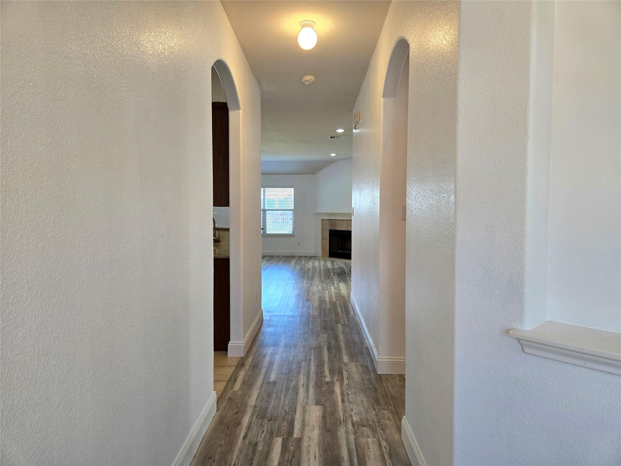 520 Brown Juniper WAY — photo 3