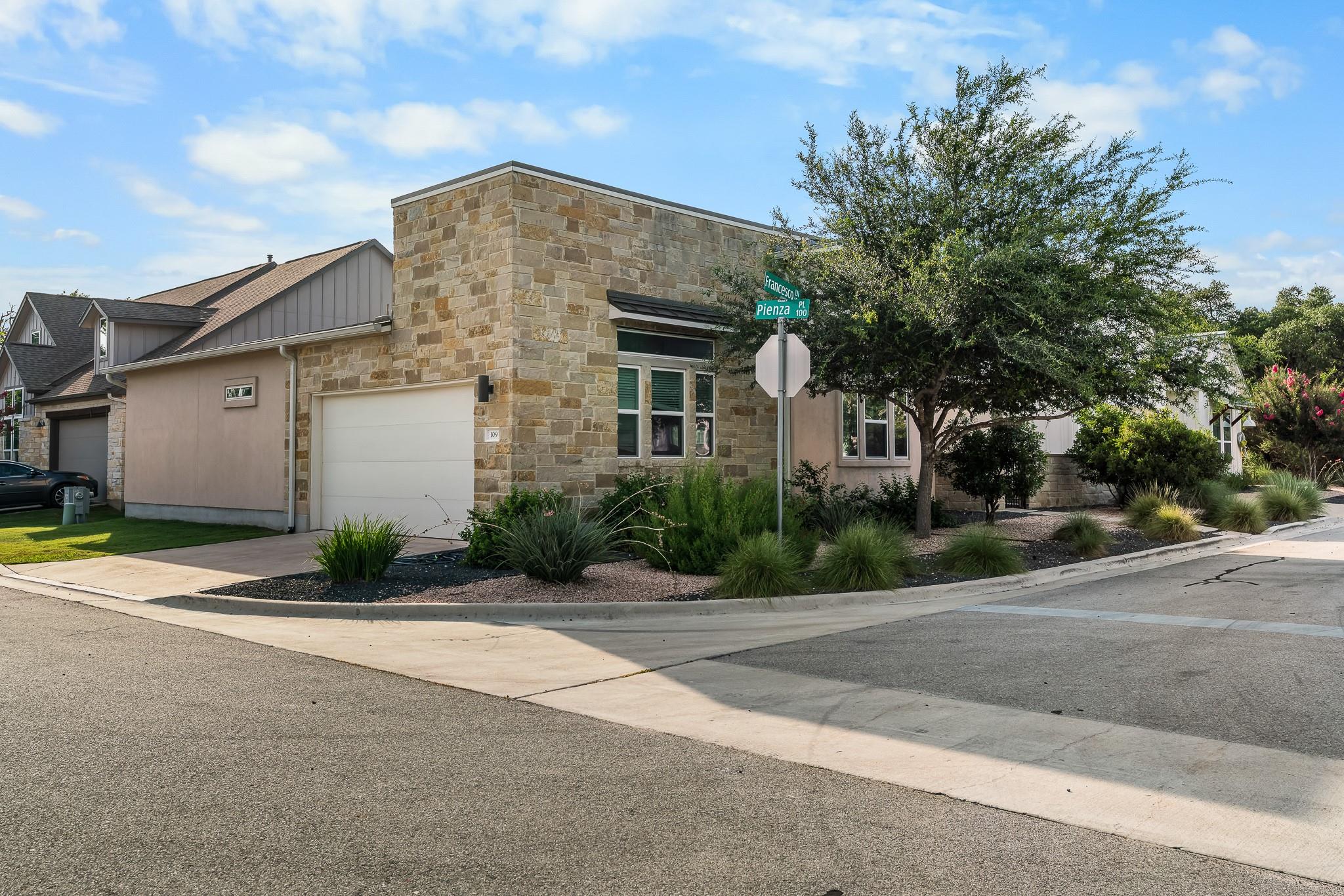 109 Francesco LN #40 — photo 4