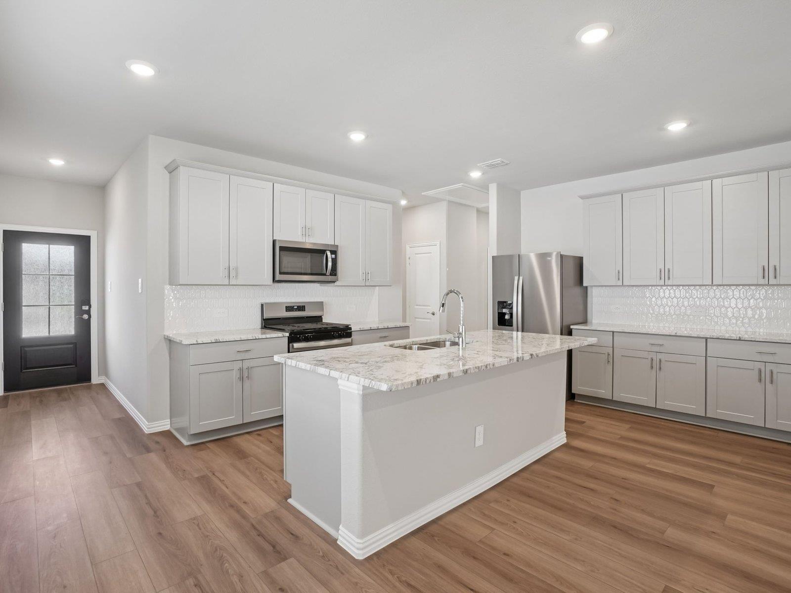3527 Kent Chalk RD — photo 3