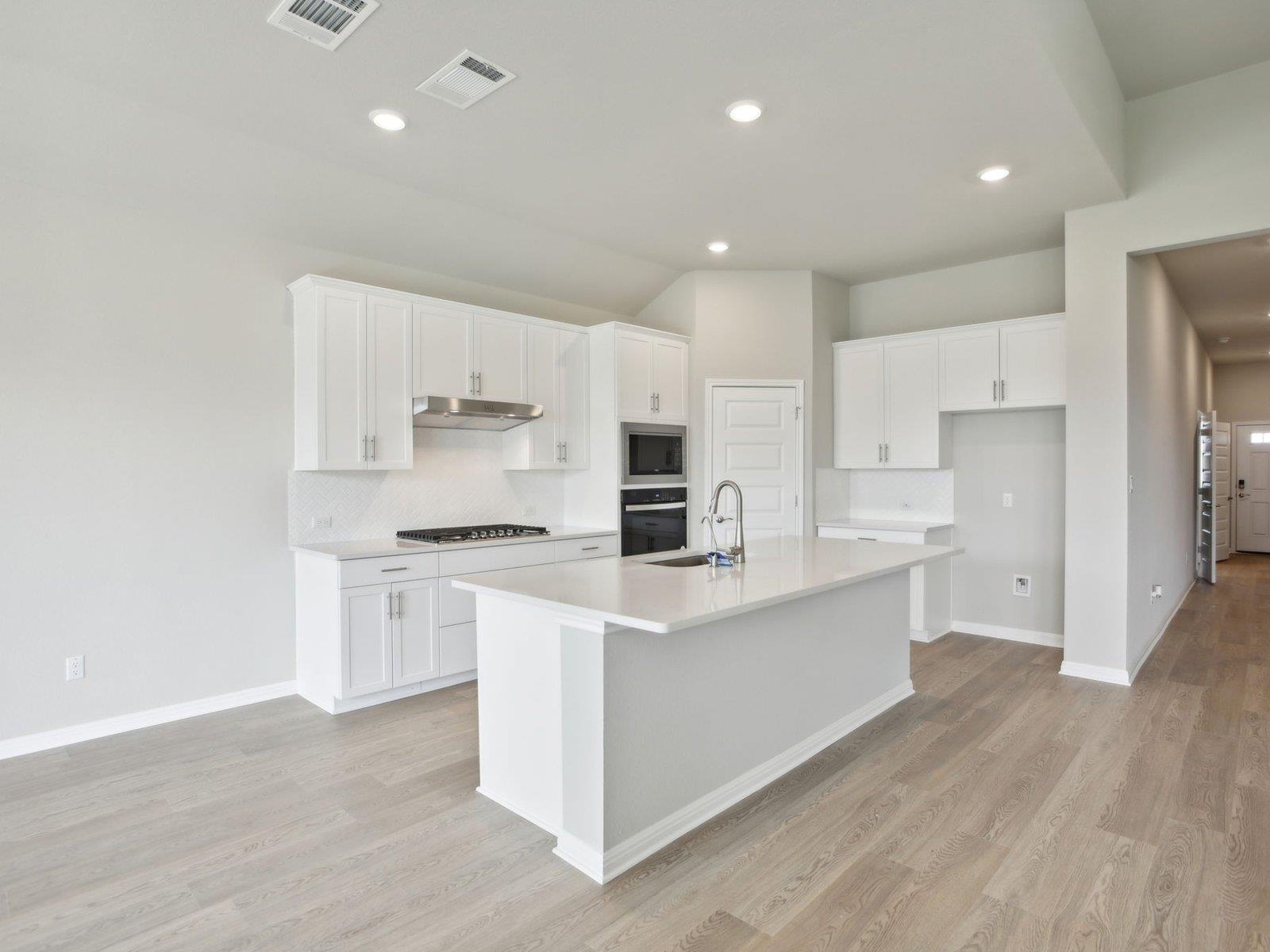 117 Milo CT — photo 4