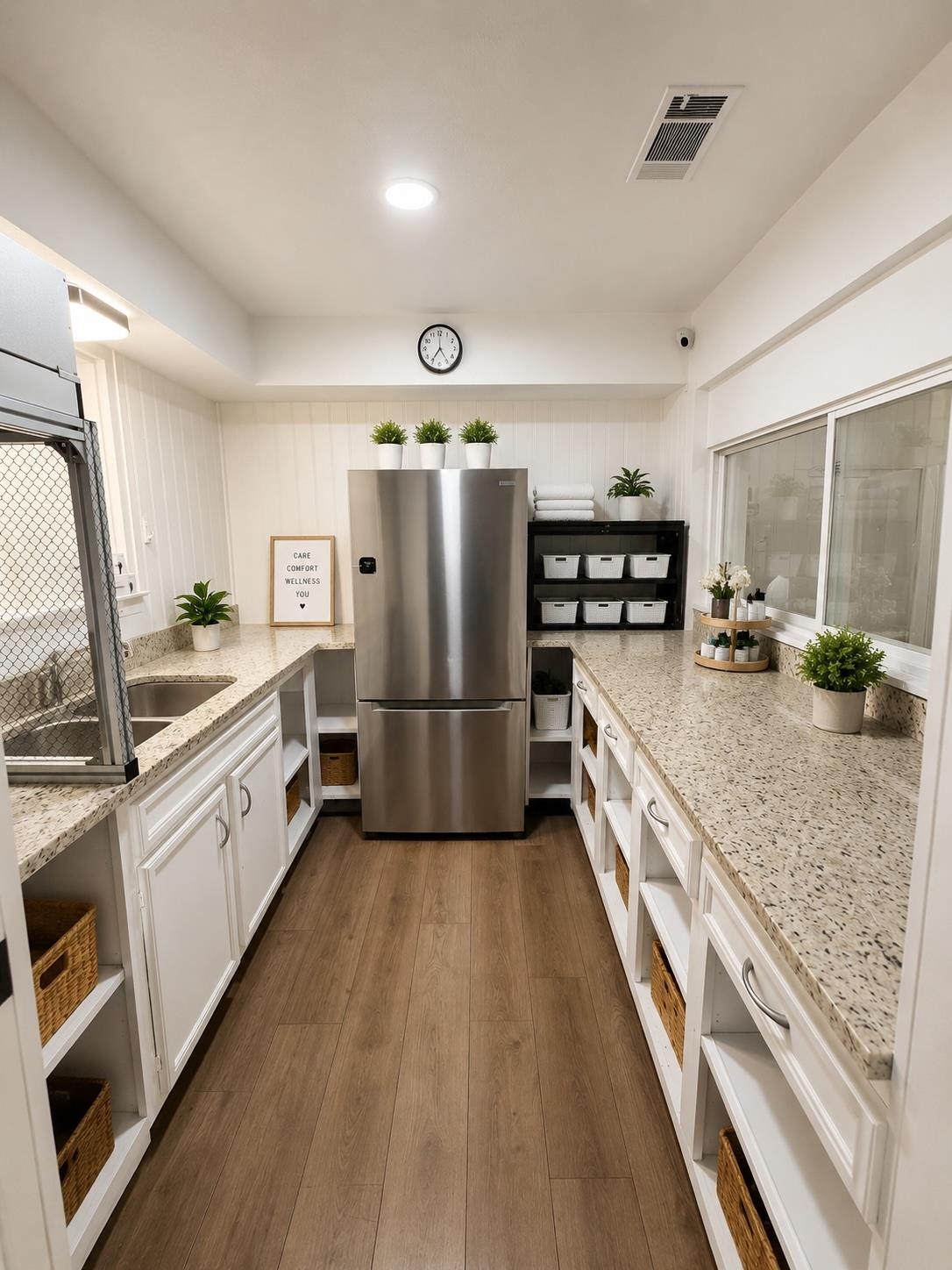 20308 Dawn DR — photo 5