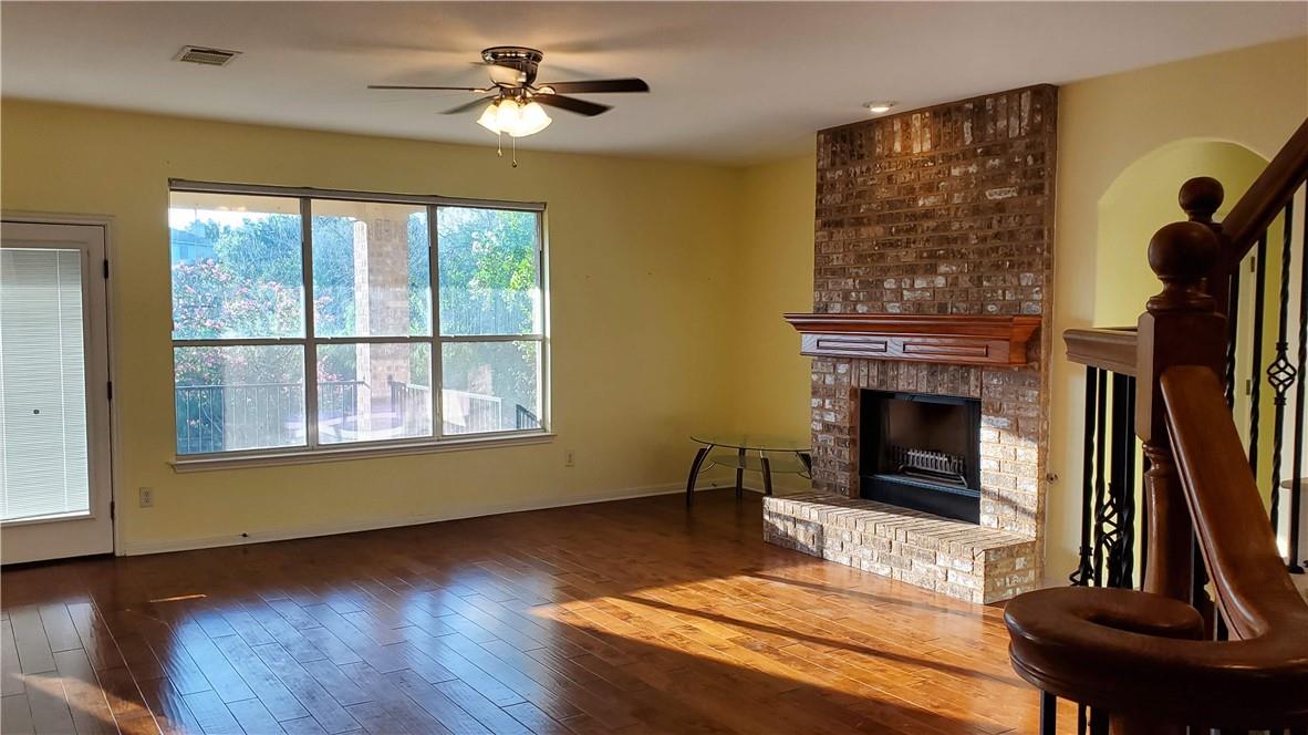 9421 Lisi Anne DR — photo 3