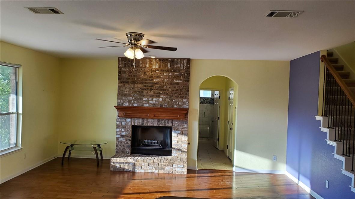 9421 Lisi Anne DR — photo 4