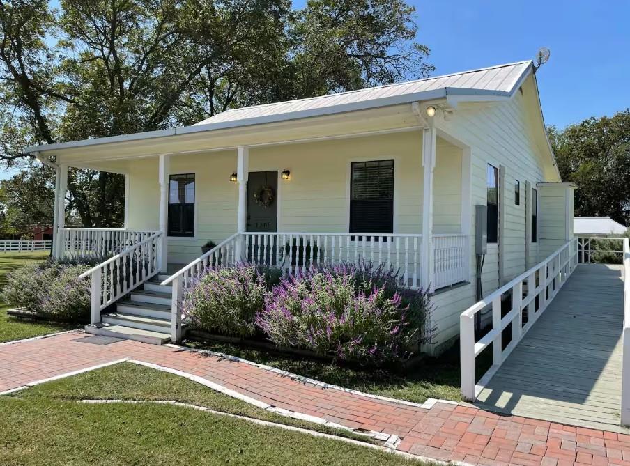 1281 Post Oak Point RD — photo 4