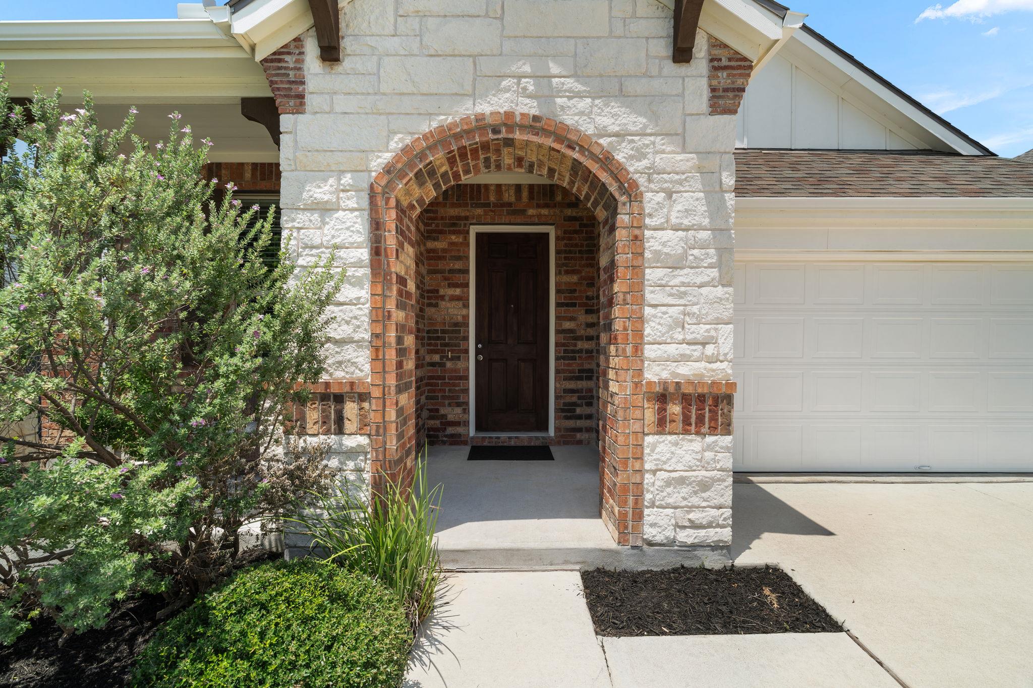 309 Lewisville LN — photo 3