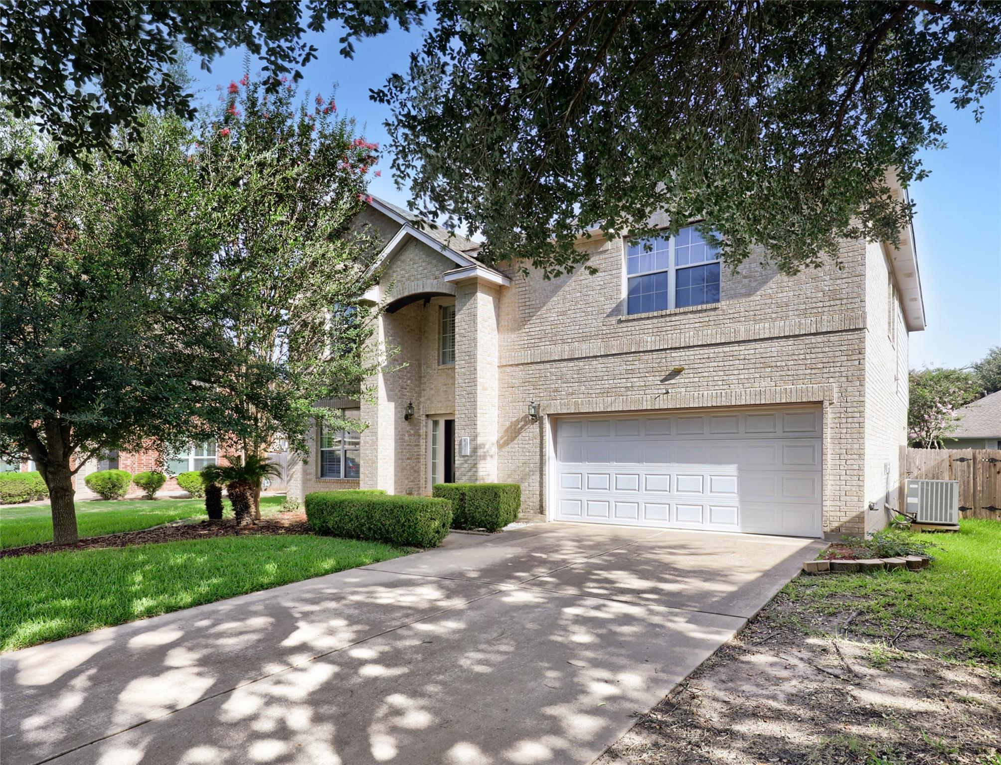2302 Kristen LN — photo 3