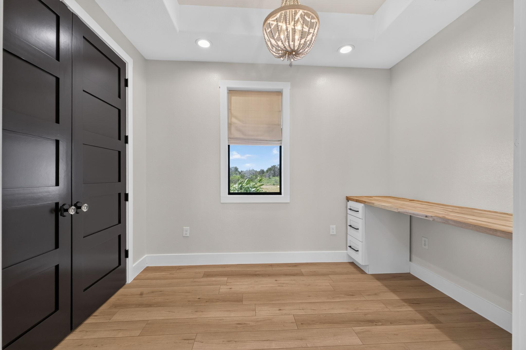 1215 Private Road 7039 — photo 5