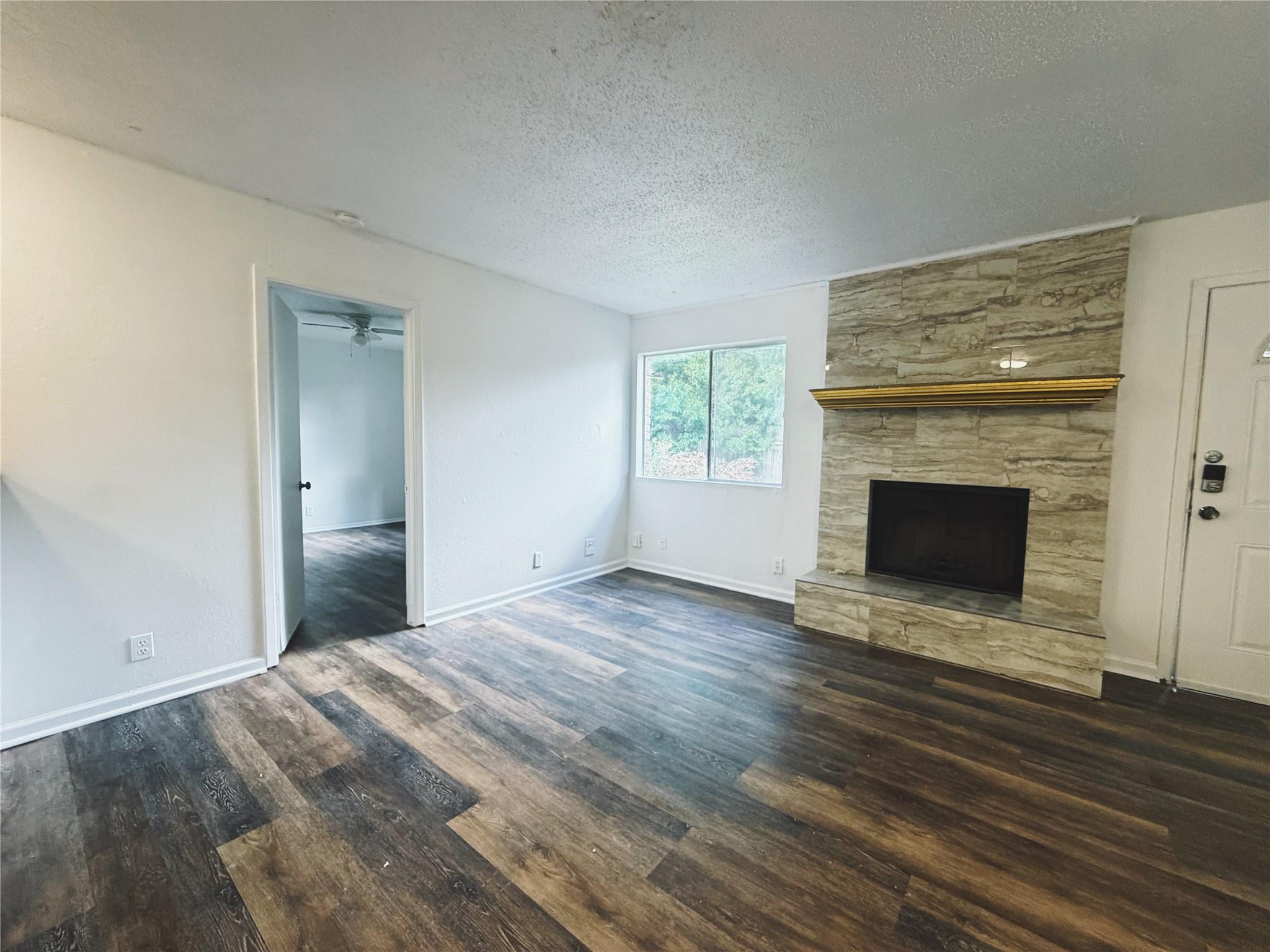 9906 Hundred Oaks CIR #B — photo 5