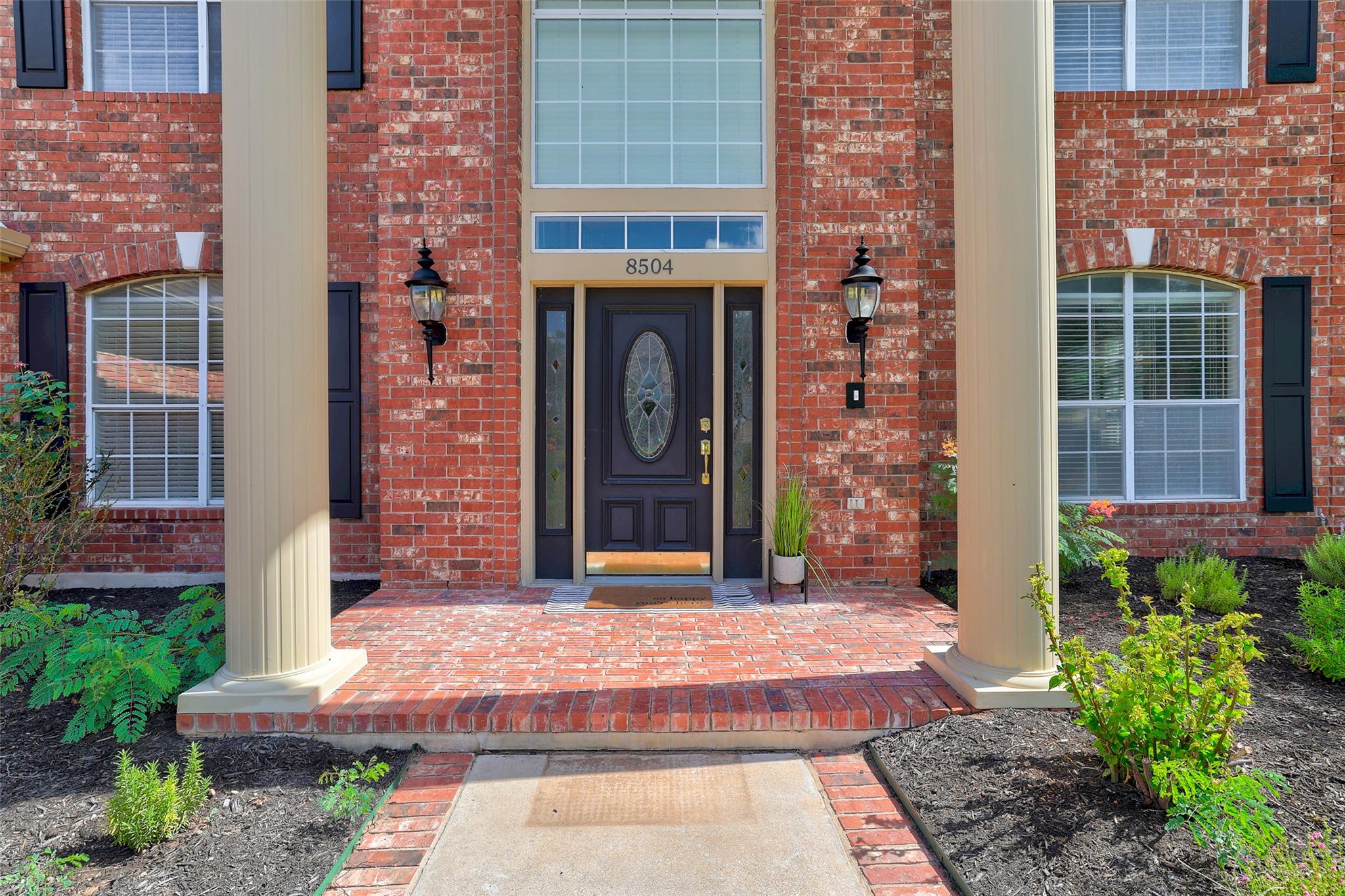 8504 Sweetness LN — photo 3