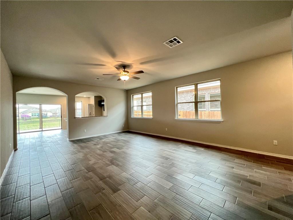326 Blue Oak BLVD — photo 3