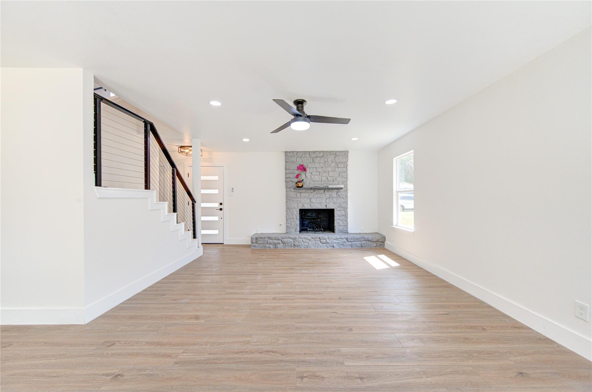 10070 Woodland Village DR — photo 4