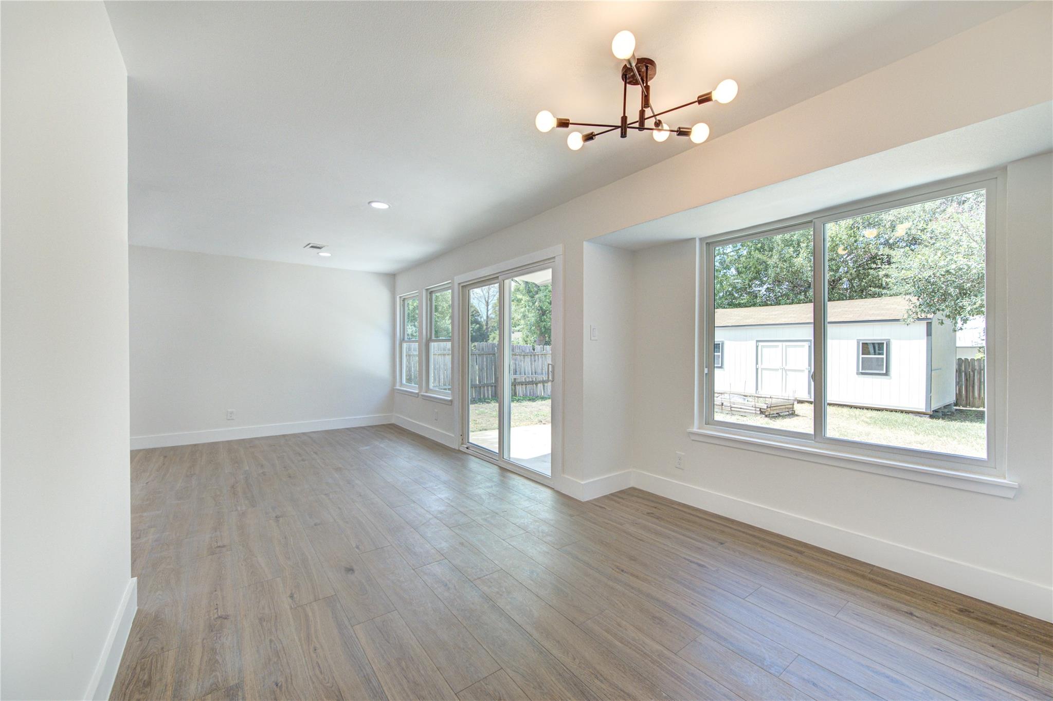 10070 Woodland Village DR — photo 5