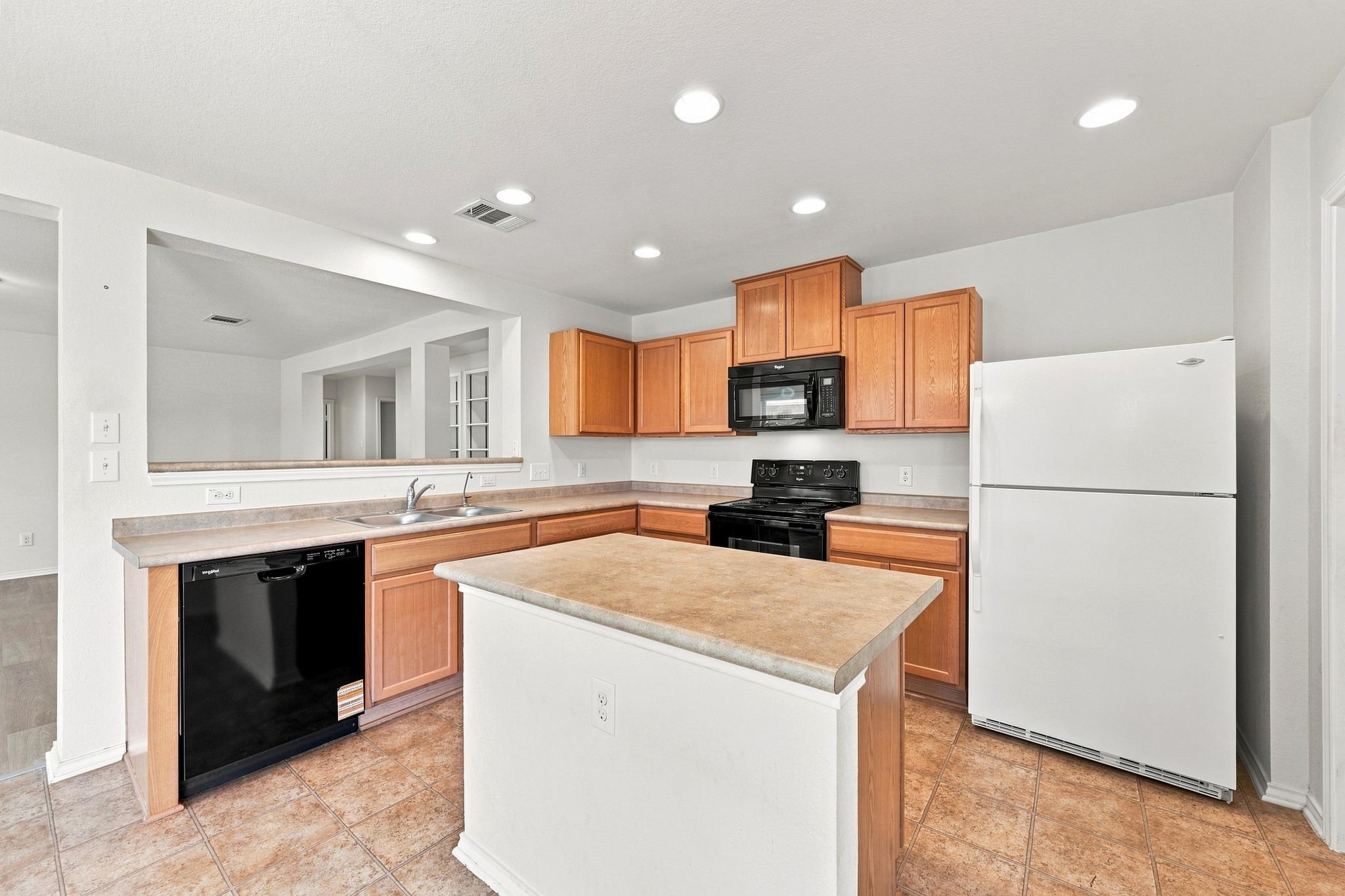 1141 Renaissance TRL — photo 3