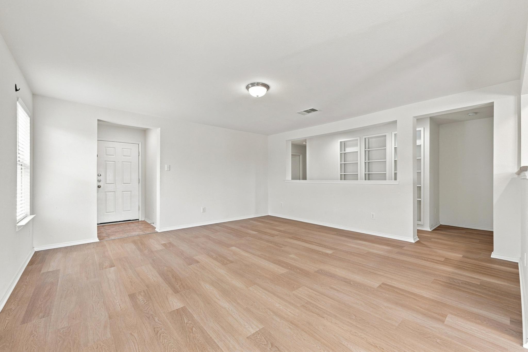 1141 Renaissance TRL — photo 4
