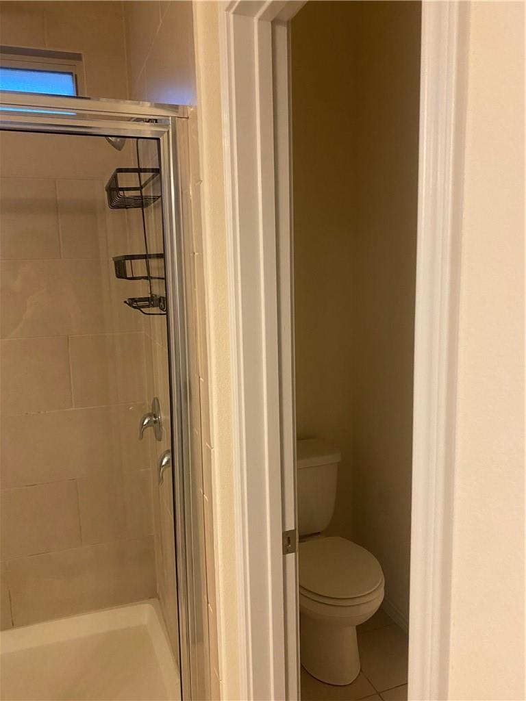 9504 Hunter LN — photo 5