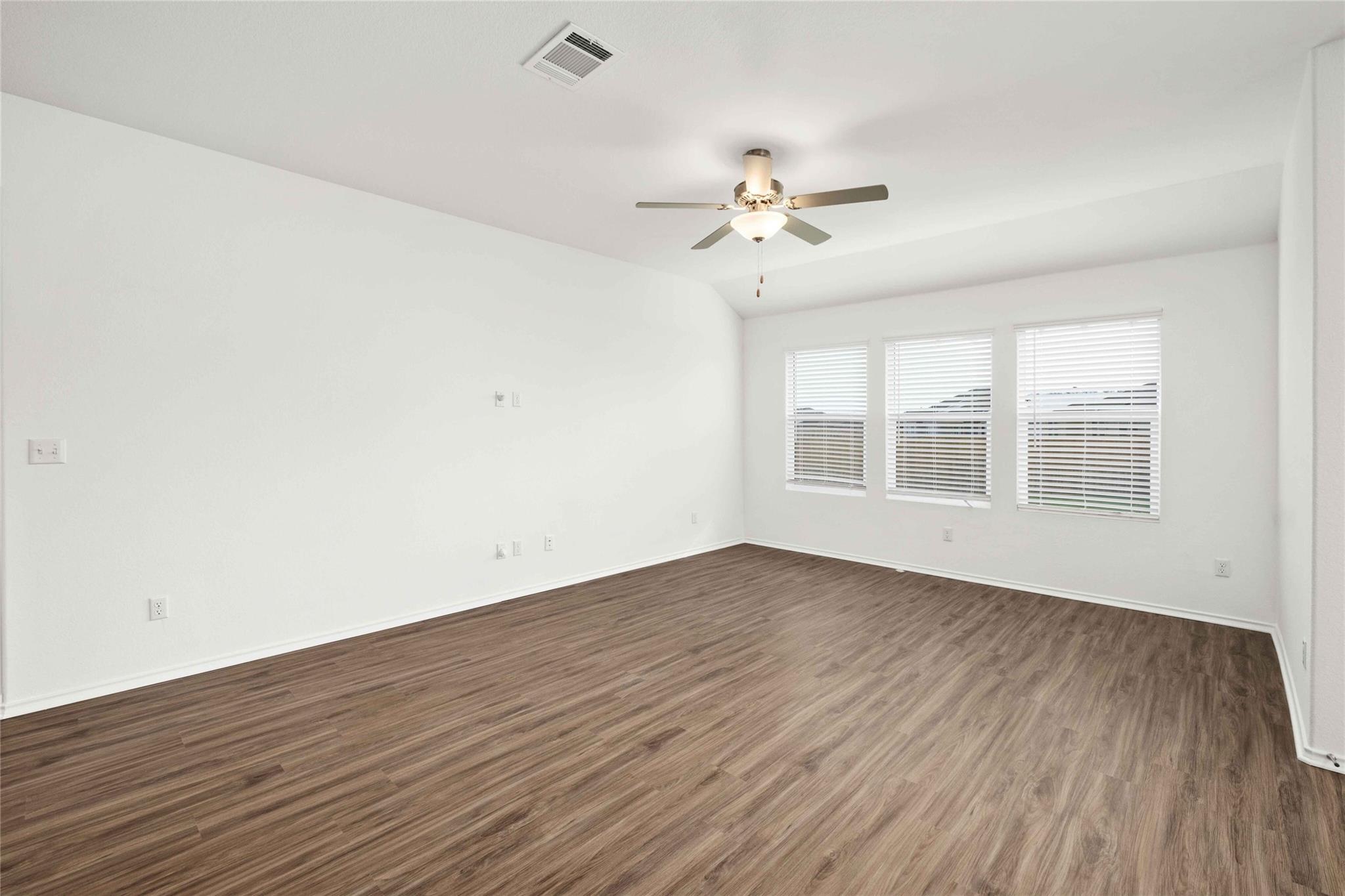 416 Escondido CIR — photo 5