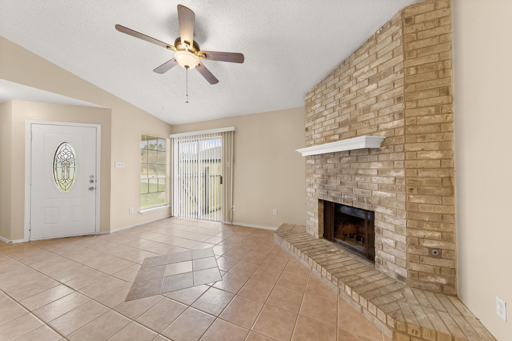 313 Greenlawn BLVD — photo 4