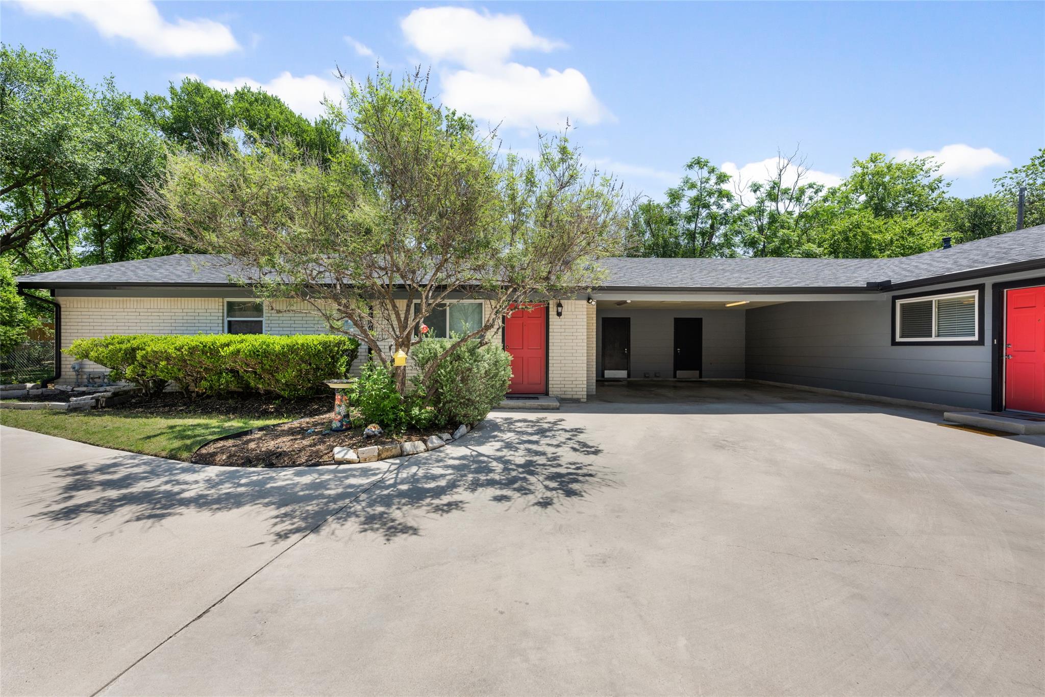 8500 Woodstone Dr — photo 4