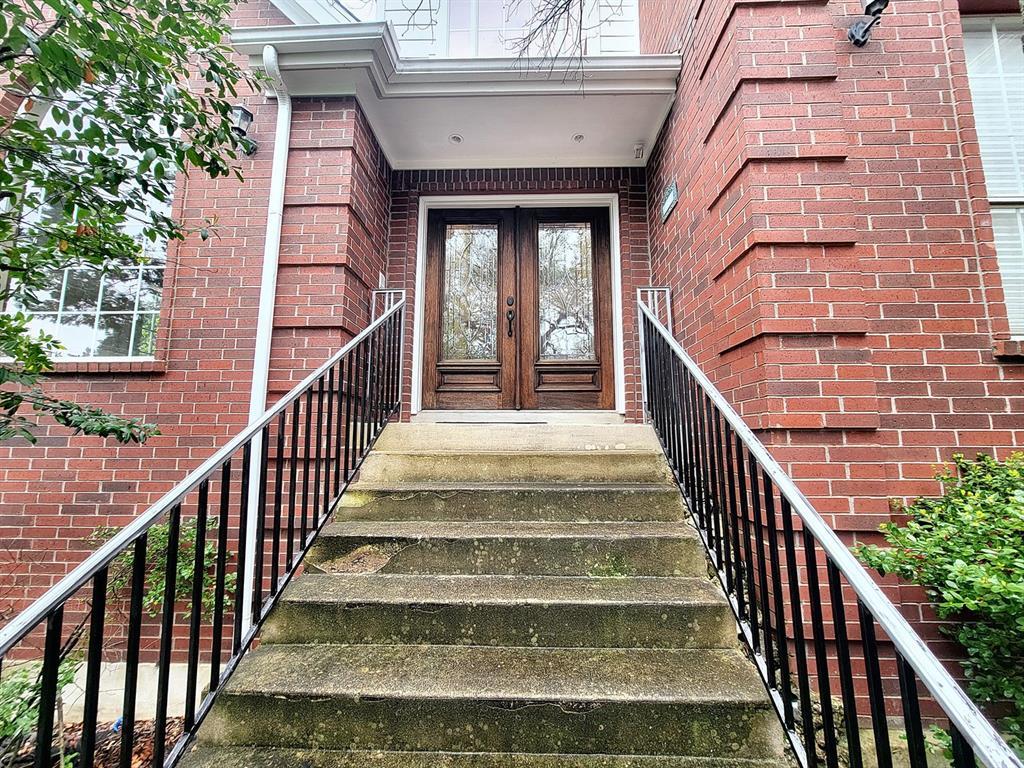 10526 Grand Oak CIR — photo 3