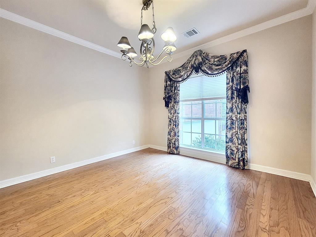 10526 Grand Oak CIR — photo 4