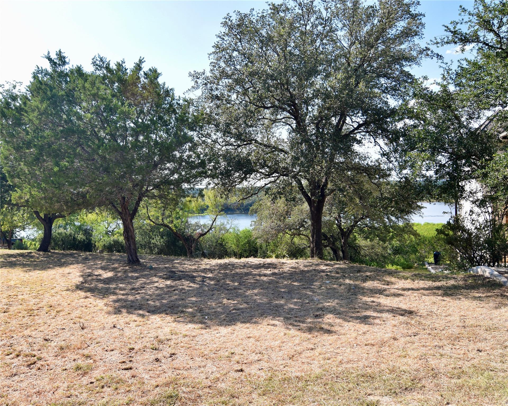 637 Wesley Ridge DR — photo 5