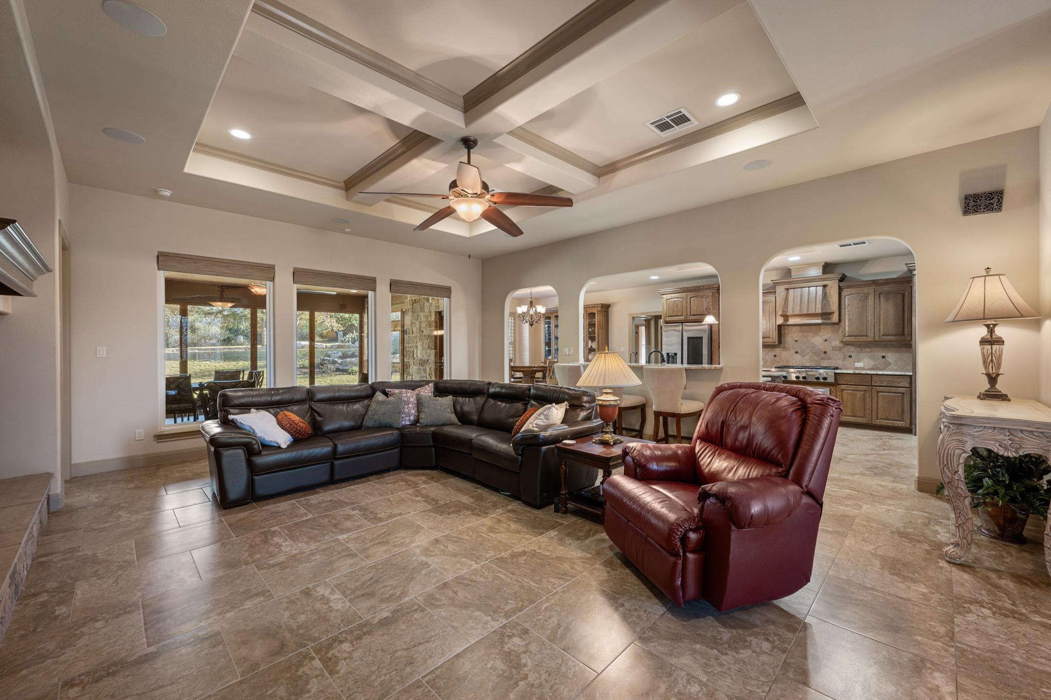 204 Overlook CT — photo 4