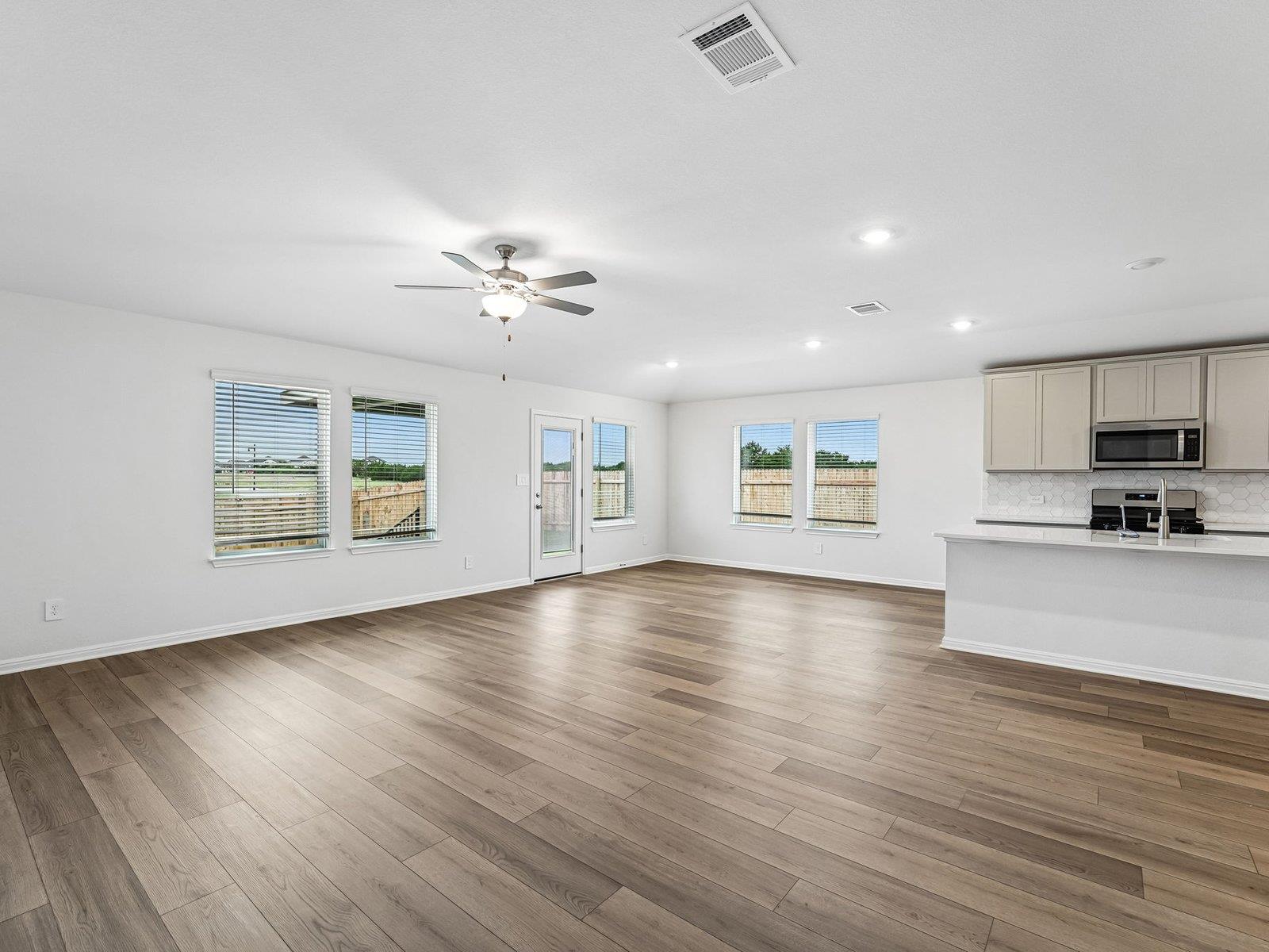 530 Lavender Crest CV — photo 3