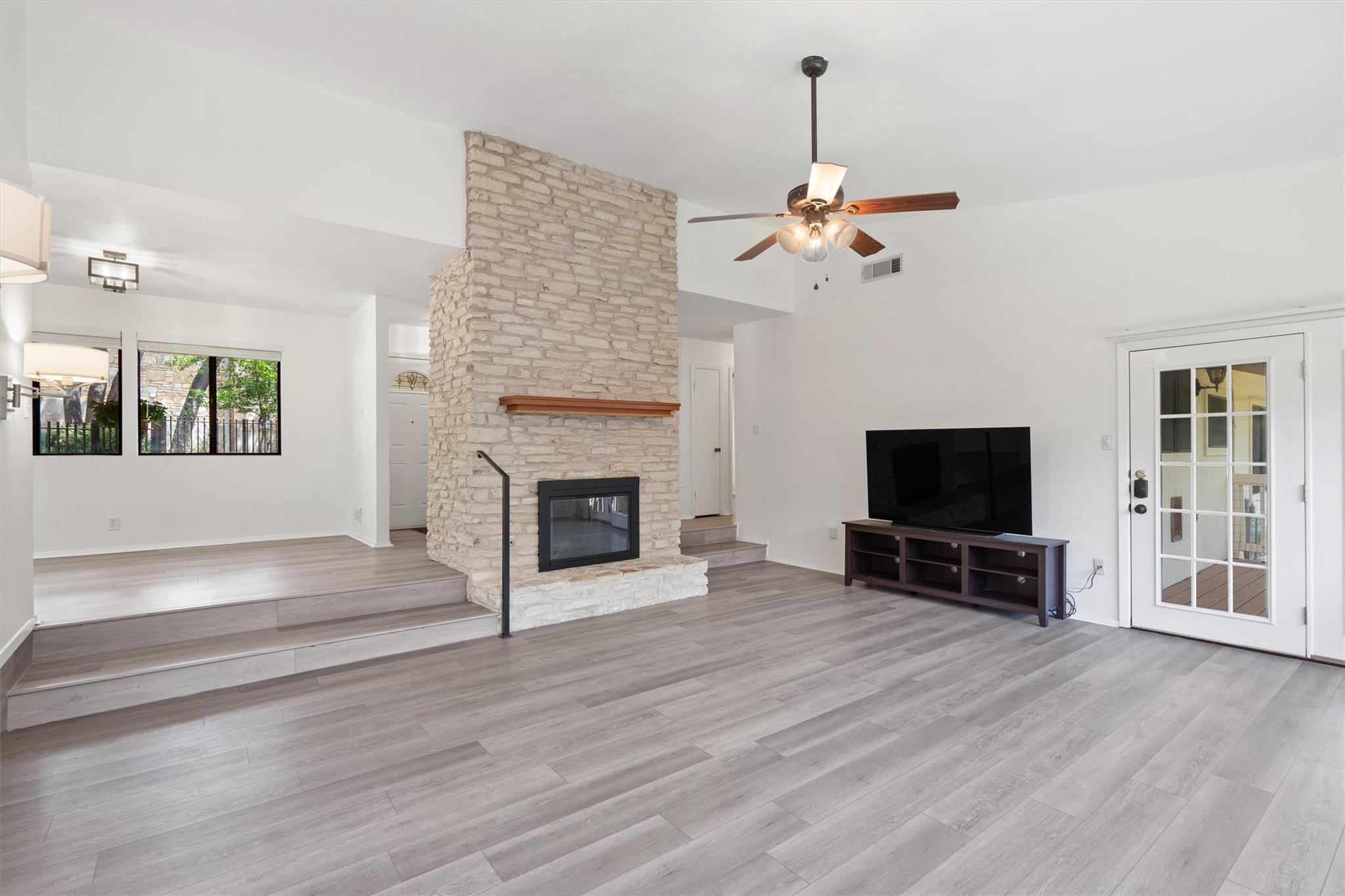 3602 Serena Woods CT — photo 4