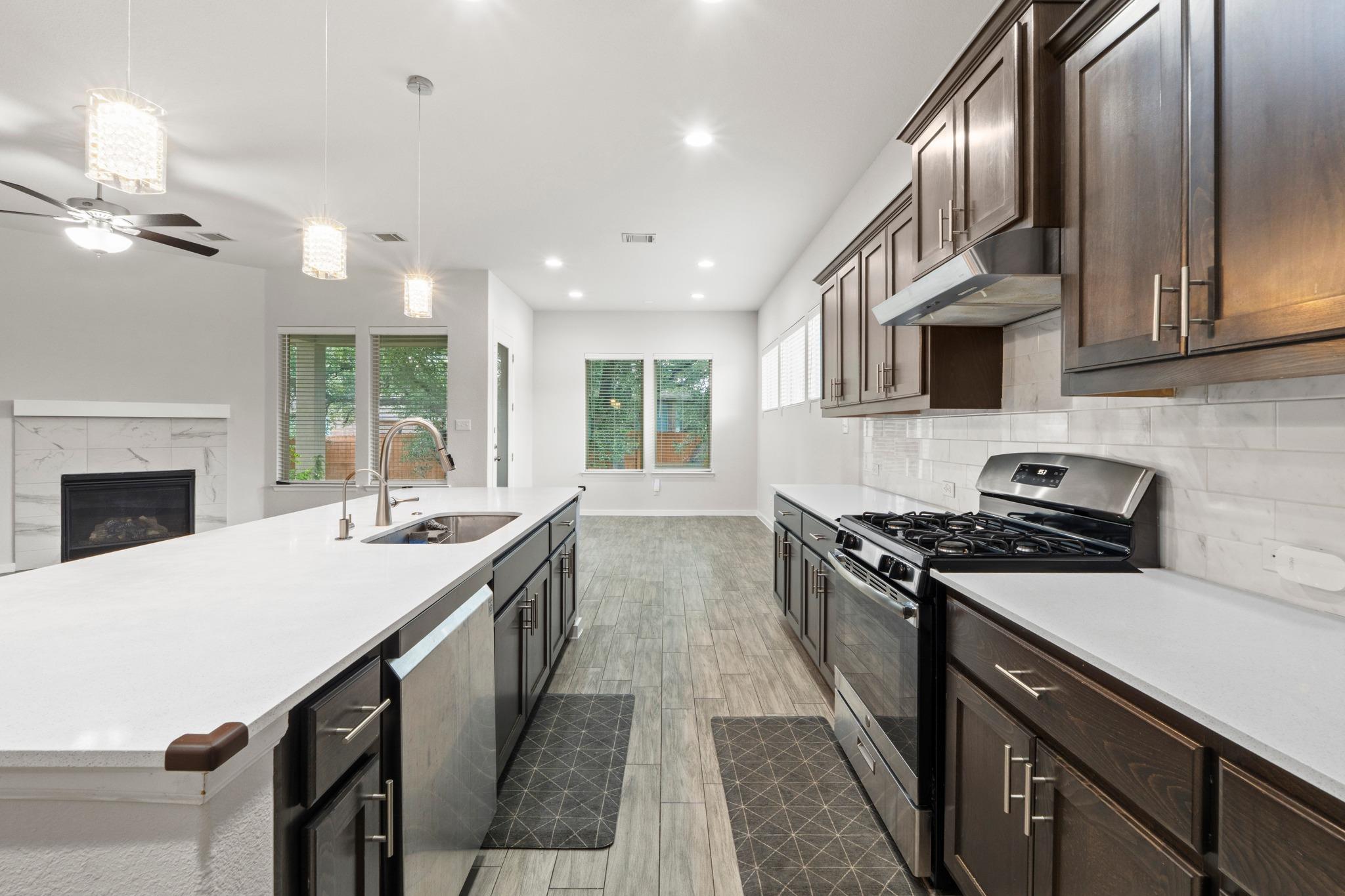 3617 Kyler Glen CV — photo 4