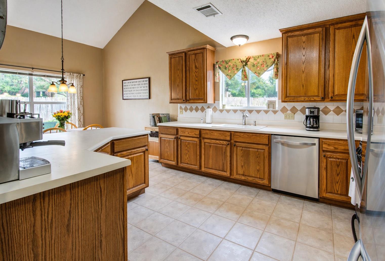 12900 Medina River WAY — photo 4