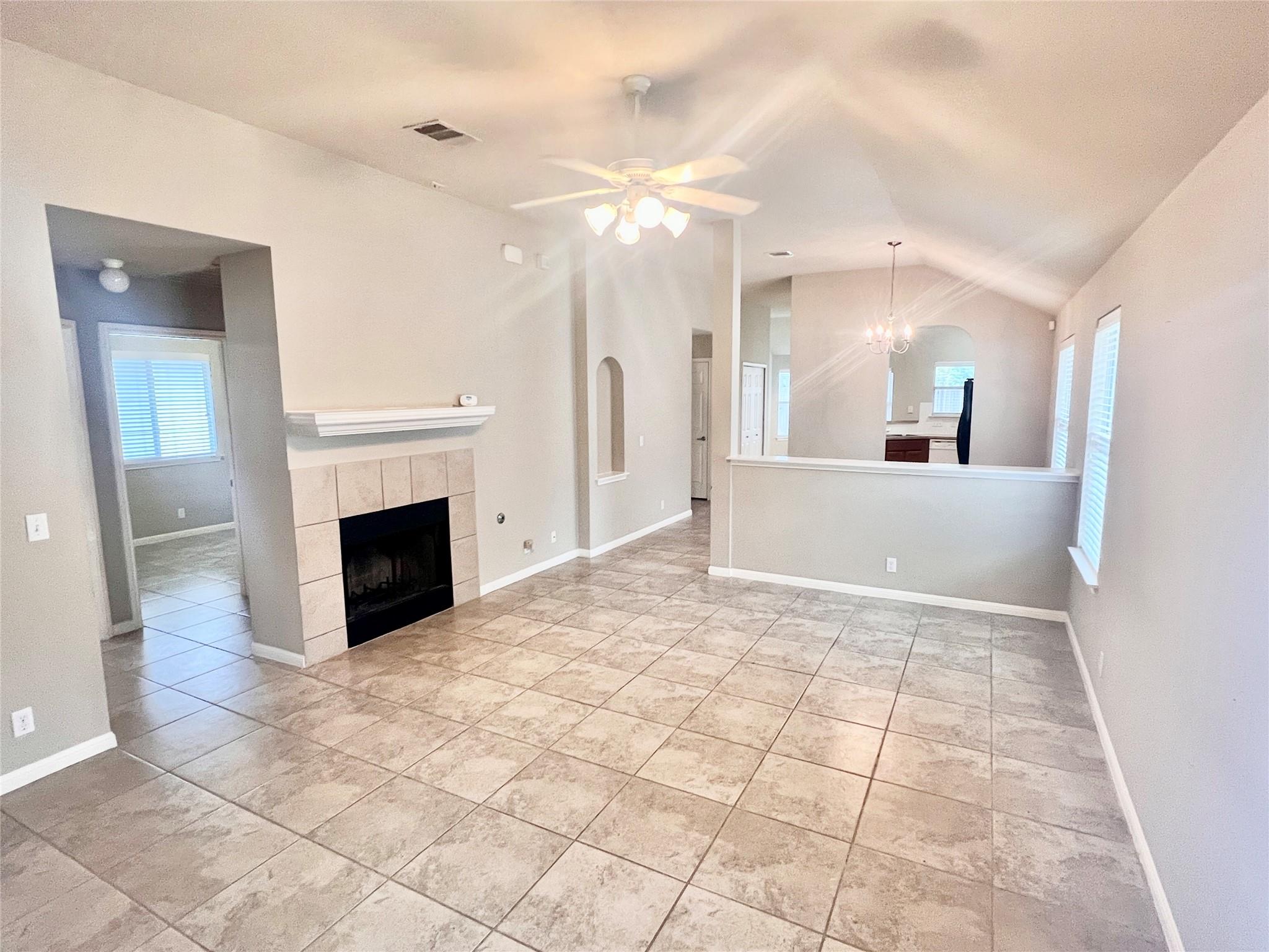 2509 Elara DR — photo 3