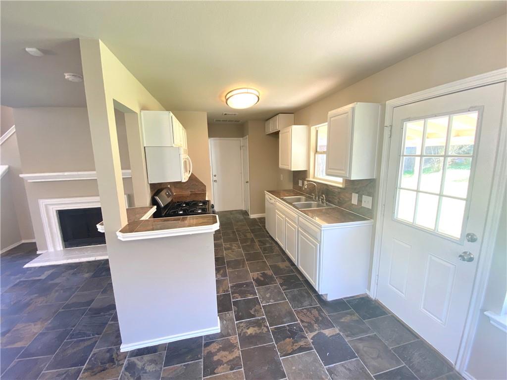 6417 Orange Blossom WAY — photo 4