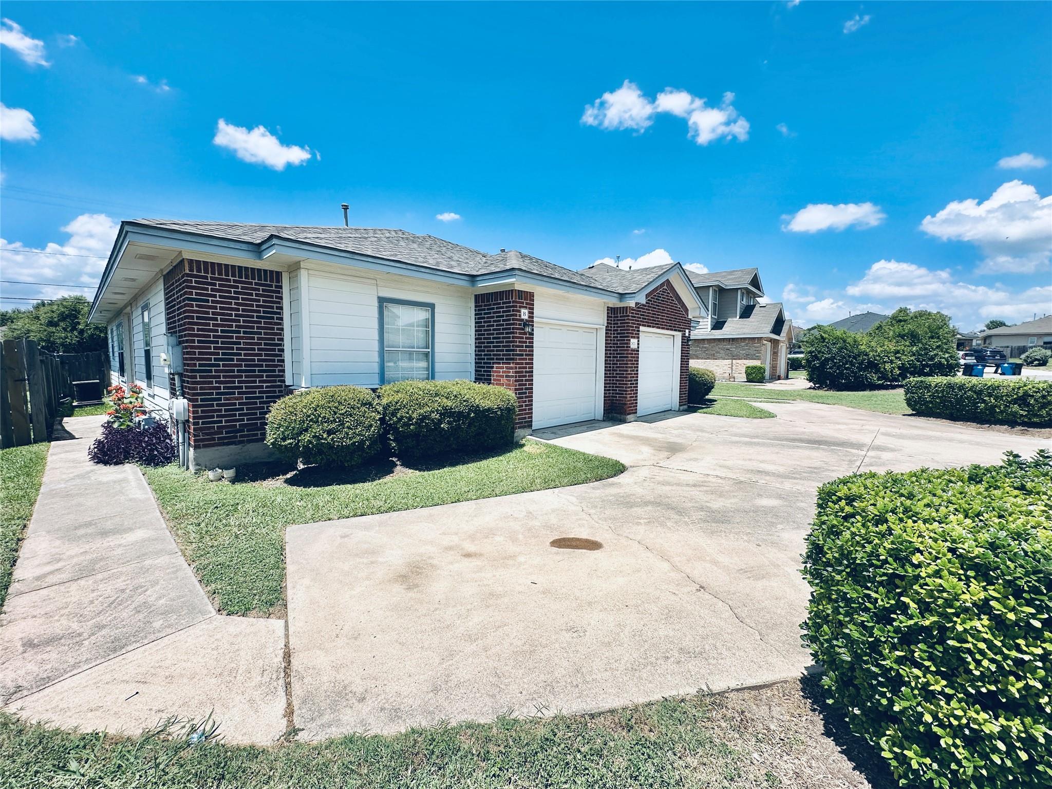 2873 Southampton WAY #B — photo 4