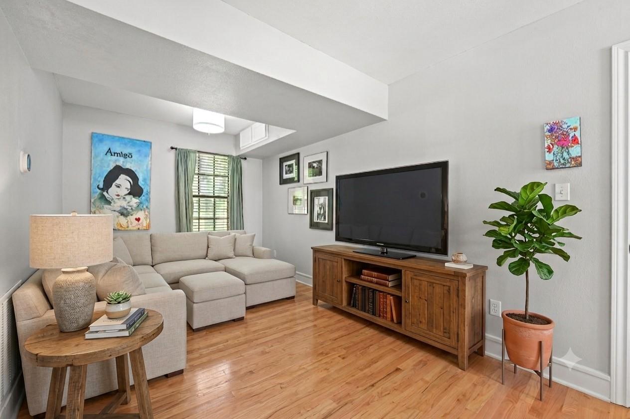 2706 Palomino DR — photo 4