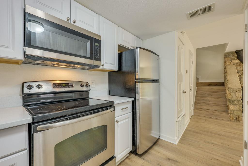 1208 Hollow Creek #105 — photo 5