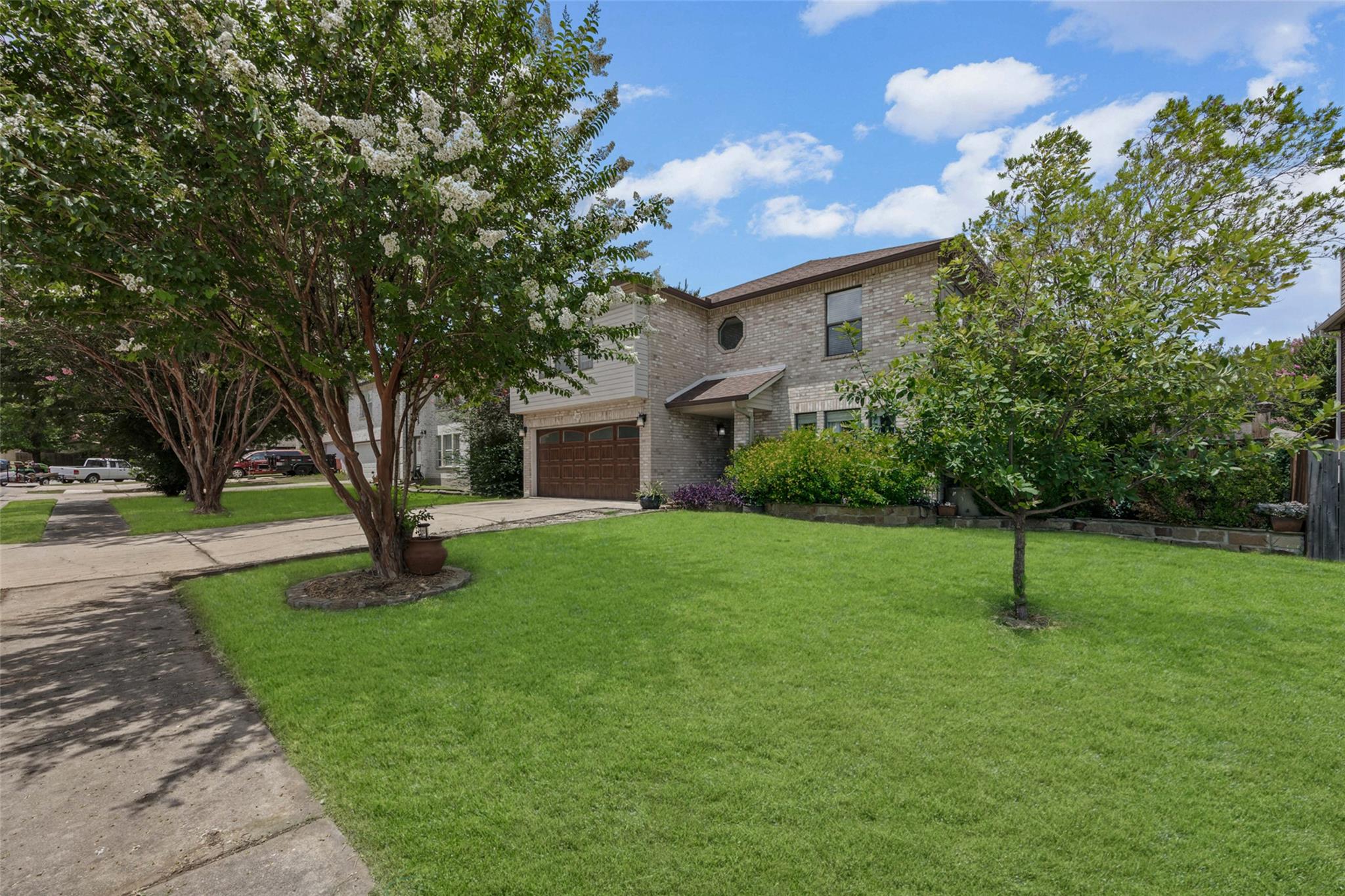 1187 Forest Bluff TRL — photo 3