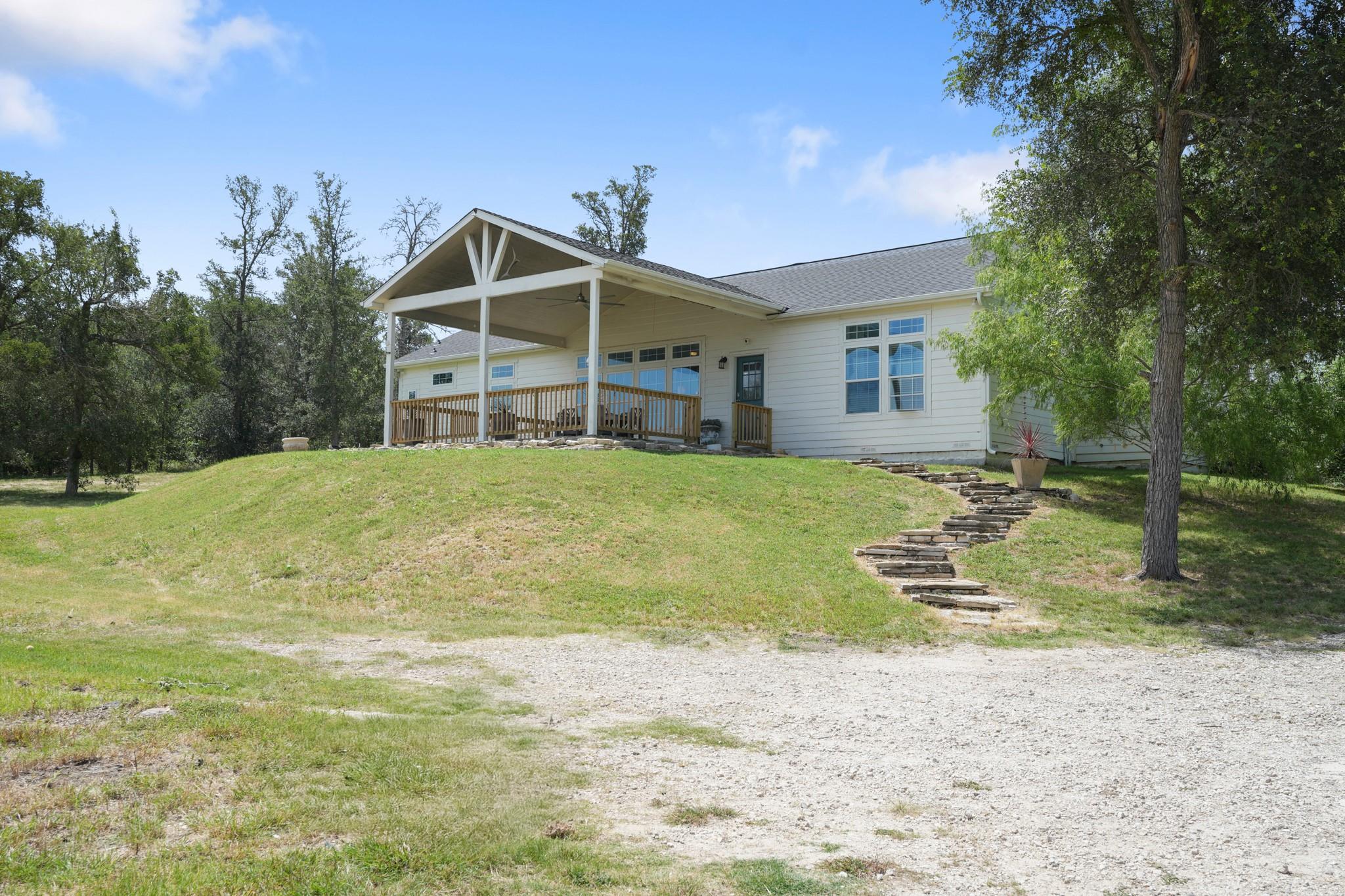 15701 Forest Glen CV