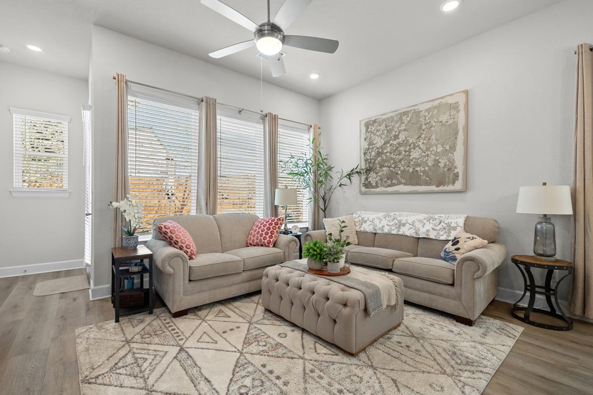 144 Monterey Oak TRL — photo 4