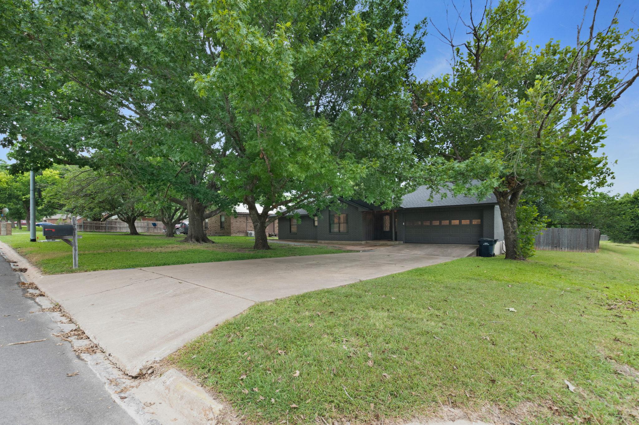 1501 Wofford DR — photo 3
