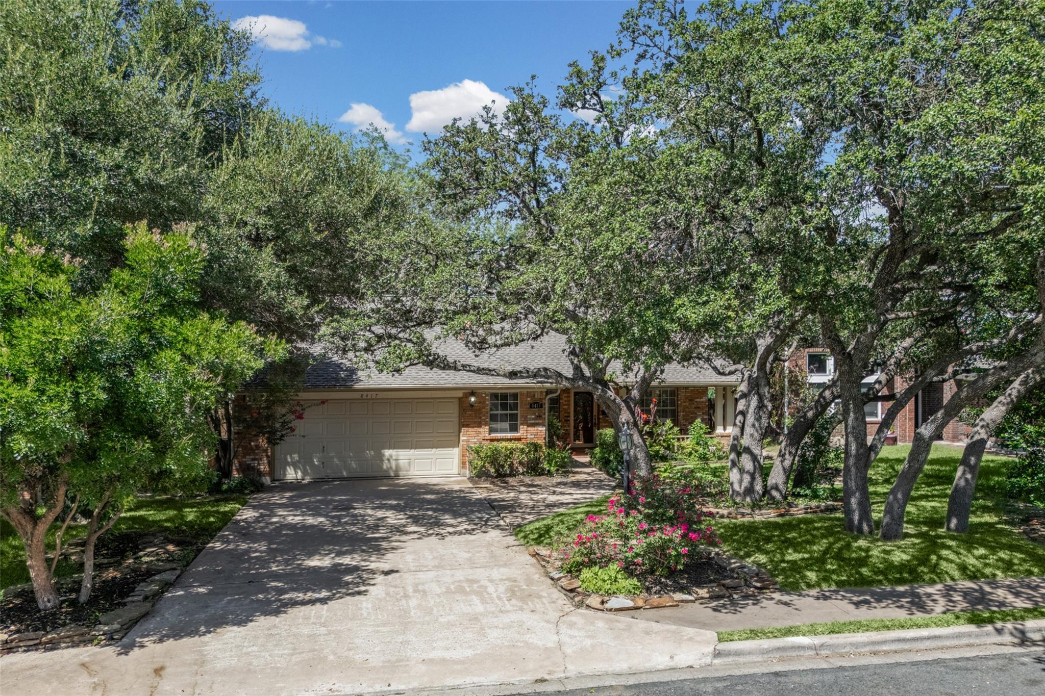 8417 Cornerwood DR — photo 3