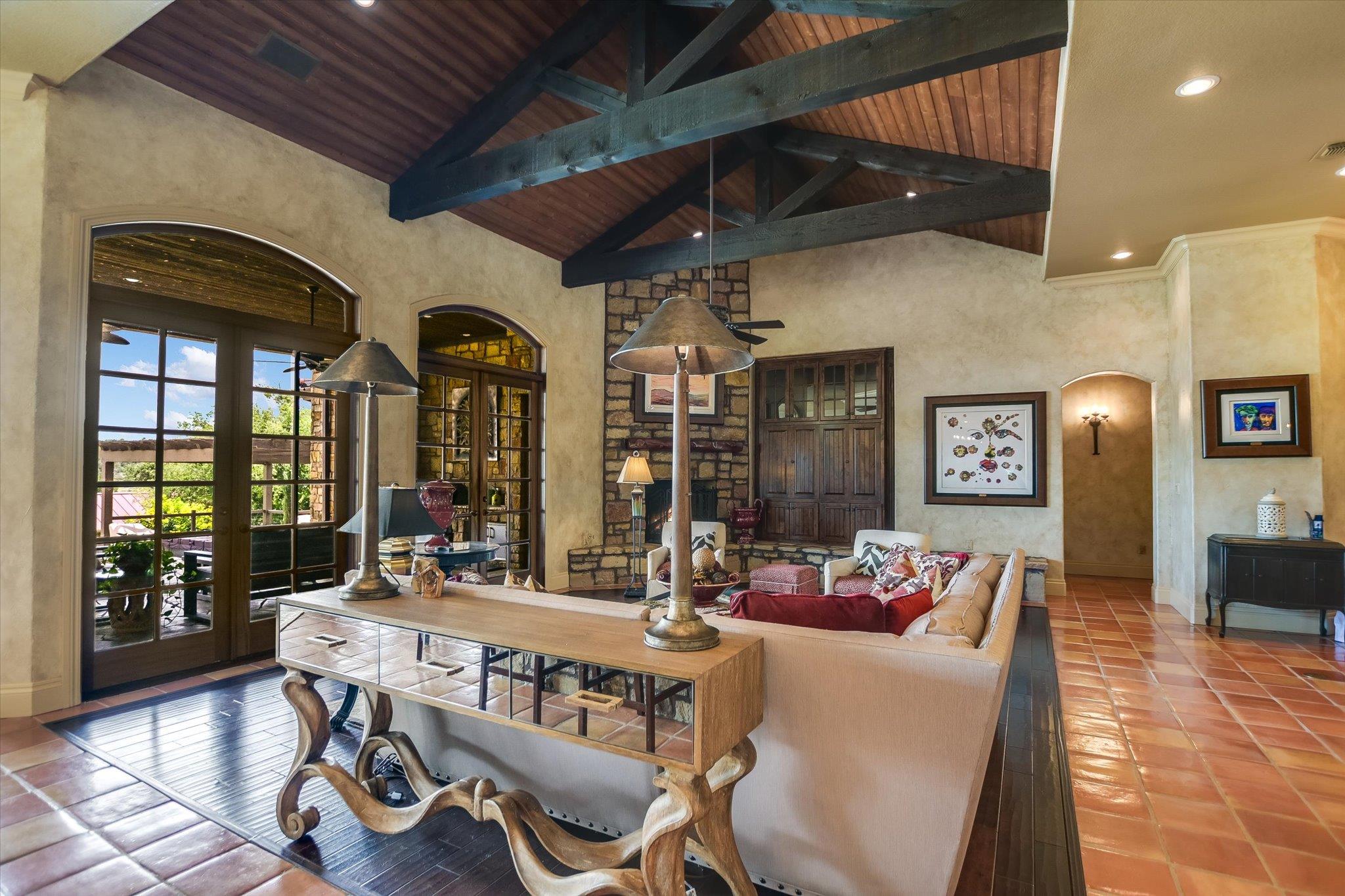 481 Chimney Cove DR — photo 5